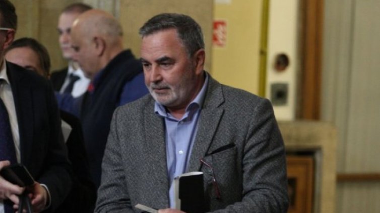 Грипът набира скорост, епидемията ще е през януари 