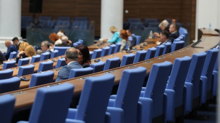 Има ли натиск върху Йоловски? НС отказа да провери