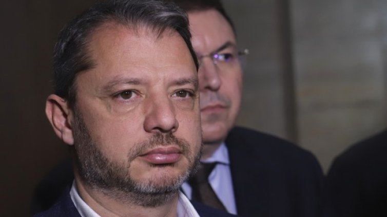 Енергийната комисия в НС отхвърли законопроектите за дерогацията