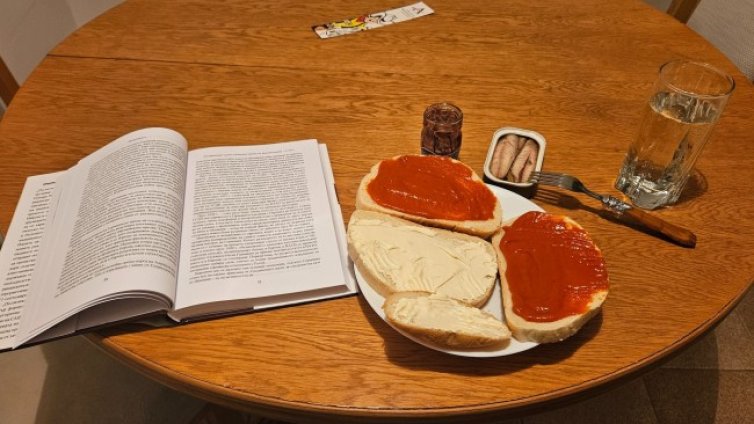 За чия лютеница е лайка &ndash; тази на Костадинов или на Белобрадова?