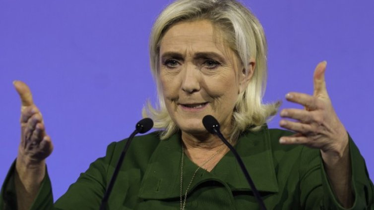 Погват Марин льо Пен за злоупотреба с еврофондове 