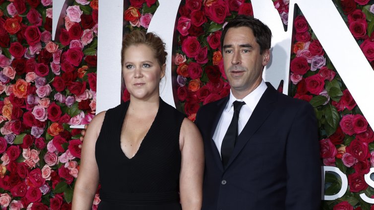 Ейми Шумър и съпругът ѝ се развеждат