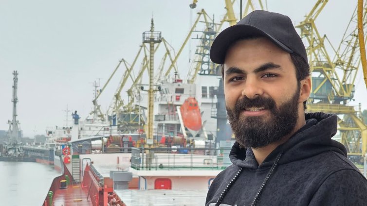 Близки на моряците от потъналия "HS Dignity" в Черно море отчаяно ги издирват онлайн