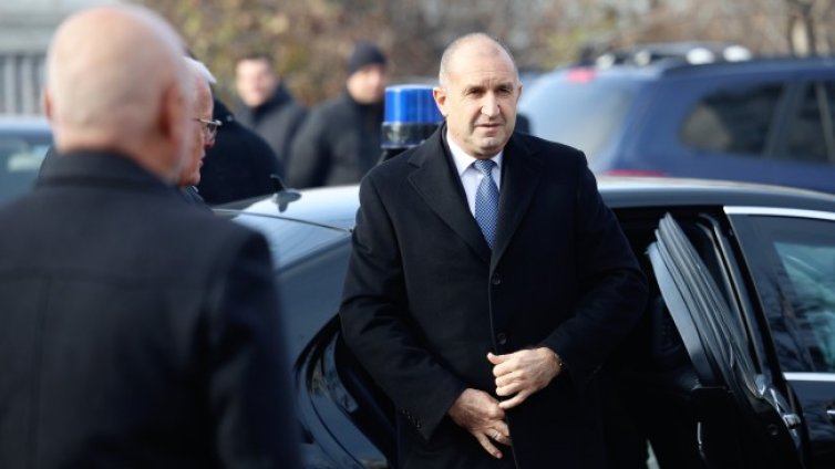 Радев: Нека вярата и надеждата ни сплотяват 