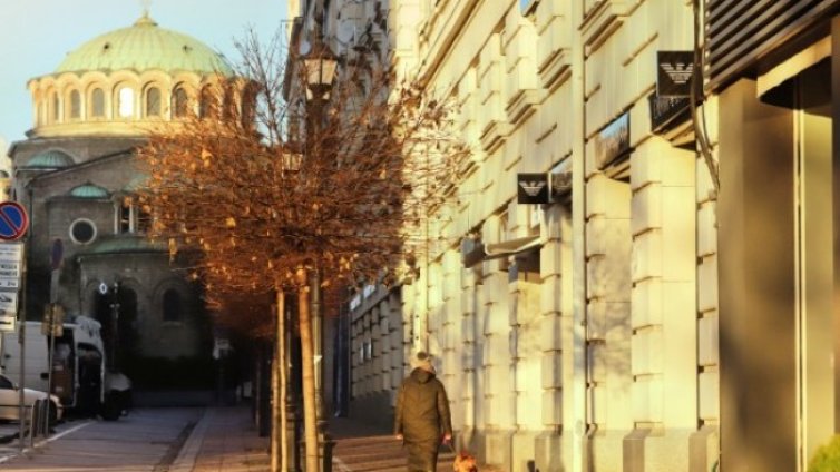 Времето остава топло поне до Йордановден, след това &ndash; захлаждане 