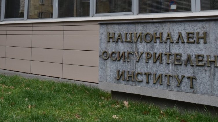 2,1 млн. са били в отпуск по болест