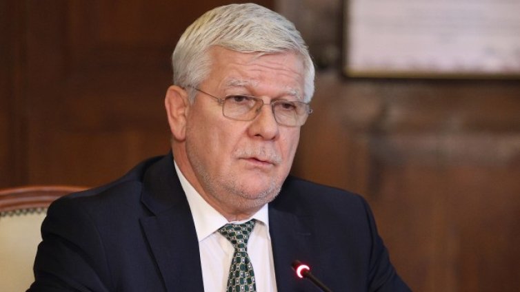 Министър Вътев: Земеделските производители да се сдружават