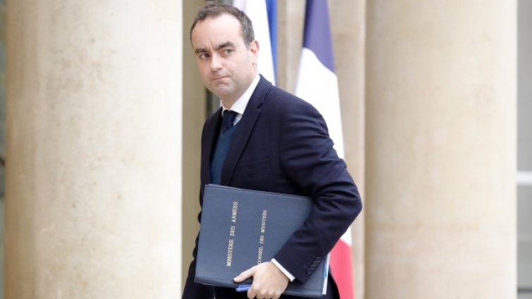  В Париж поставят начало на артилерийска коалиция за Украйна