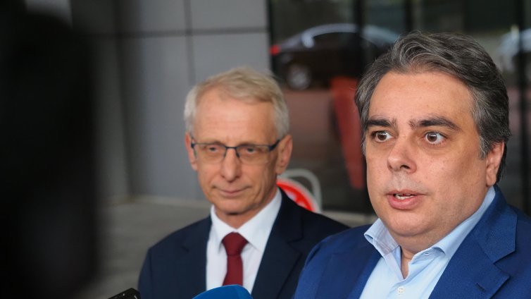 Василев: Ако Пеевски управлява рафинерията, ще има криза на горива