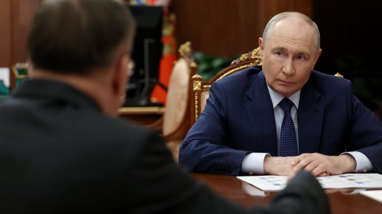В "стоманобетонната" структура на пропутинското "Z-общество" вече има пукнатини