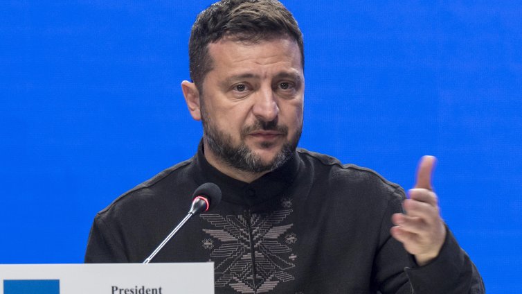 Зеленски: САЩ може да посредничат за край на войната с Русия до края на следващото лято