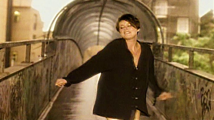 Лиса Стенсфийлд: Славата е като валутата, спадове и върхове