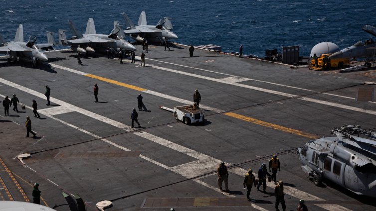 Рисковани маневри край Тайван: САЩ тестват свободно падане на хеликоптери