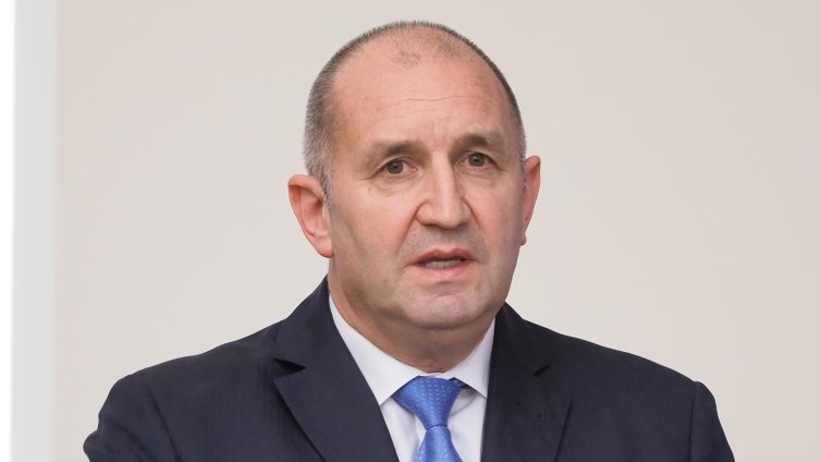 Радев: България помага на РСМ с всичко, което е необходимо