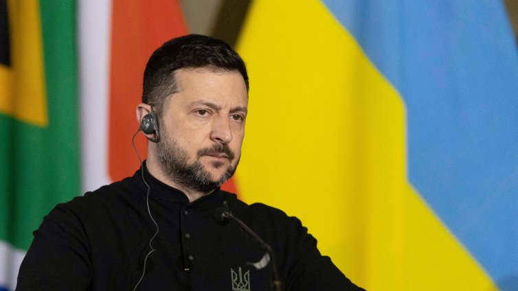 Зеленски: Няма достатъчно силен натиск върху Русия