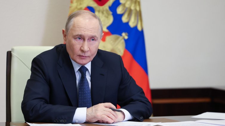 Путин обяви Великденско прекратяване на огъня