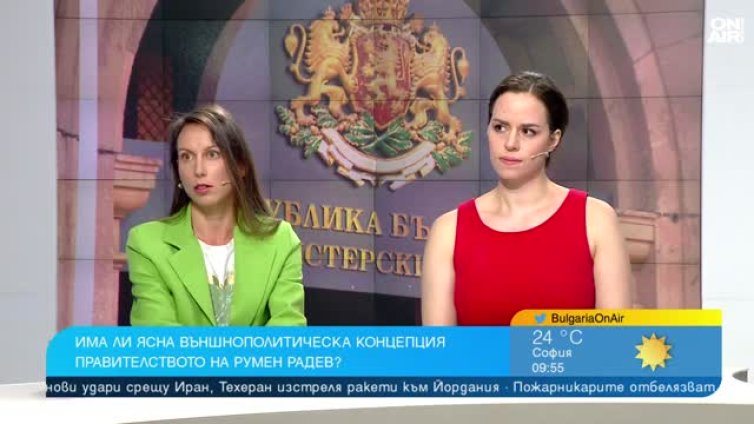 Анализатори: В действията на Радев се вижда центризъм и търсене на баланс