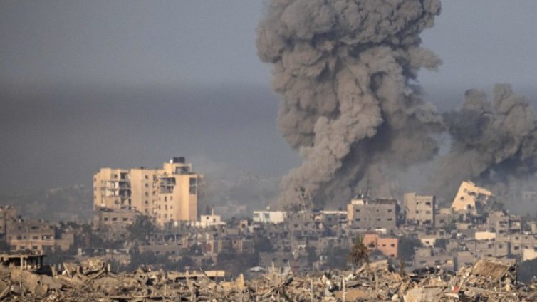 Хамас показа двама заложници