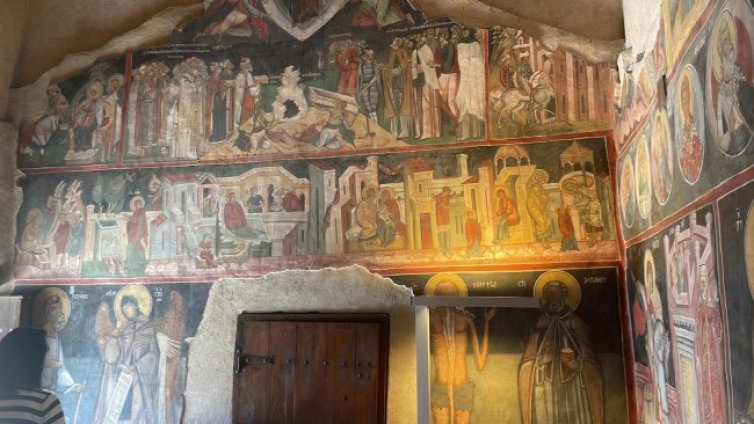 Пожарната с близо 1900 проверки на храмове, хотели и хижи