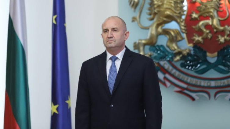 Румен Радев: На Великден да си пожелаем вяра и сили