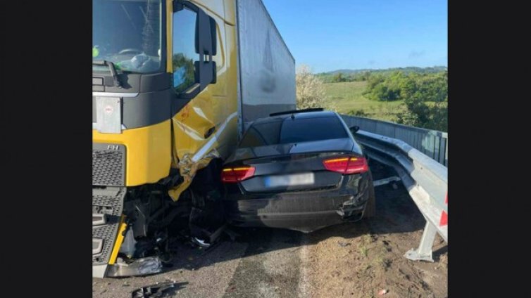 Пиян водач затвори Прохода на републиката