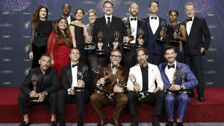 Кои грабнаха статуетки на наградите "Еми"?