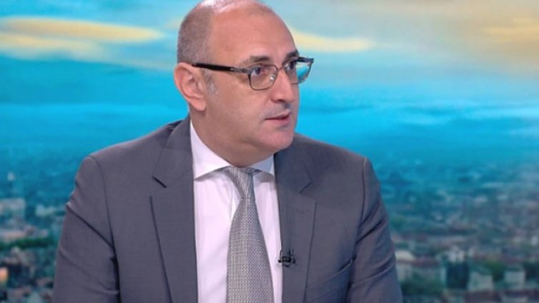 Милен Керемедчиев: Тръмп ще бъде поредното необходимо зло