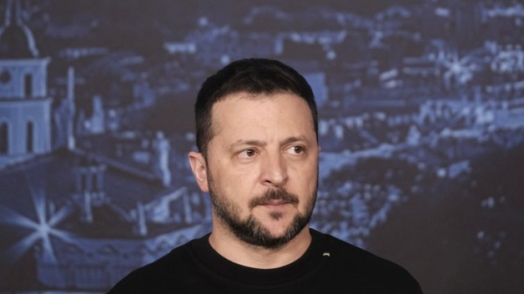 Зеленски: Уважавам силното решение на Байдън