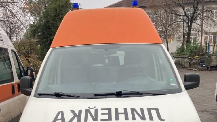 Мъж е с опасност за живота след катастрофа край Малко Търново