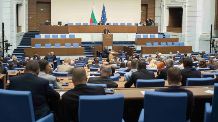 Промените в изборния кодекс минаха на първо четене в НС
