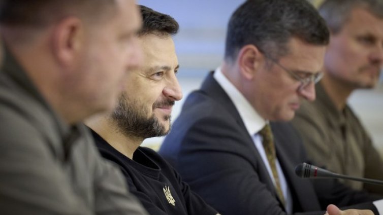 Зеленски: Украйна контролира над 1250 кв.км и 92 селища в руската Курска област