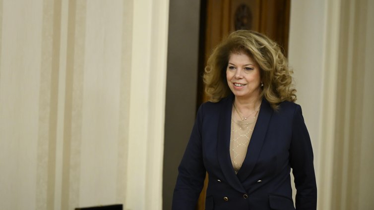 По &bdquo;домовата книга&ldquo;: Президентът Йотова започва консултациите за служебен премиер