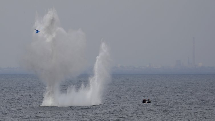 Трима ранени при удар с дронове срещу турски товарен кораб в Черно море