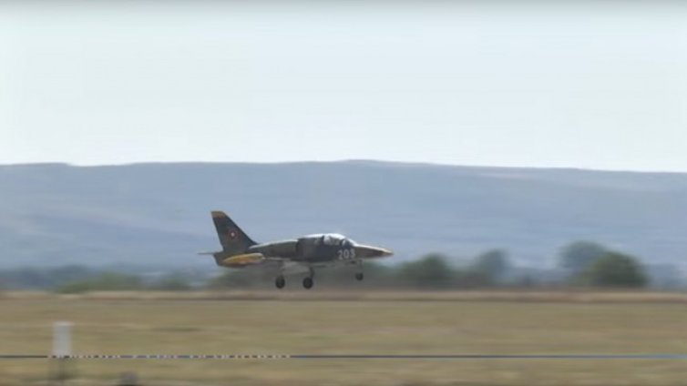 Какъв е самолетът L-39ZA "Албатрос"?