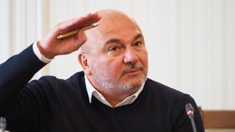 Любомир Дацов за бюджета: Няма кой знае какво да се направи за един ден