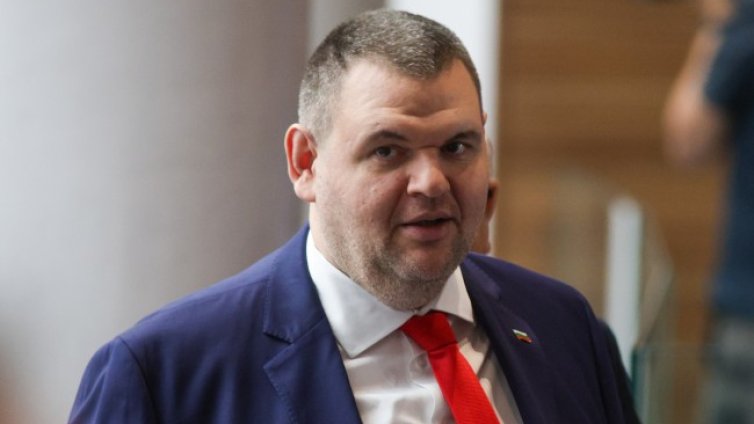 Пеевски към Главчев: Да помогнем на Босна и Херцеговина в бедствието