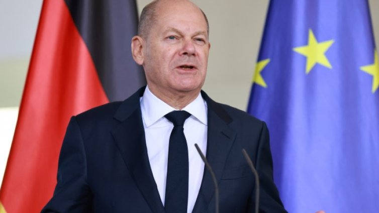 Неудобната коалиция на Германия е изправена пред решаващ момент