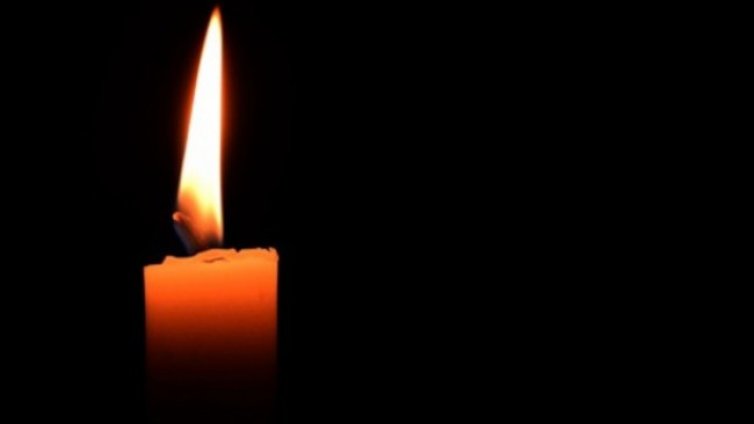 Почина Колин Питърсън от първия състав на "Би Джийс"