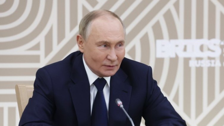 Путин изпитал ракета със среден обсег на действие