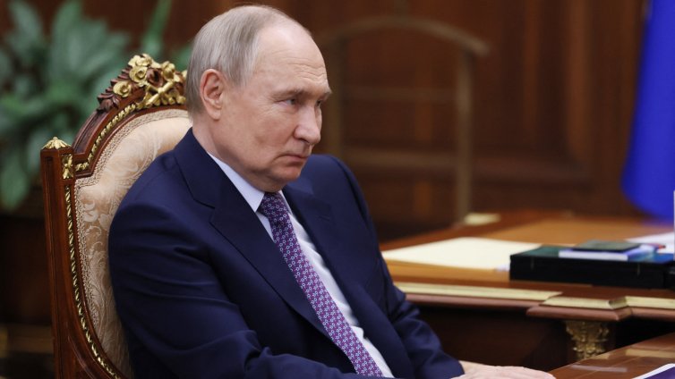 Докато мирните преговори за Украйна продължават, Путин държи всички карти