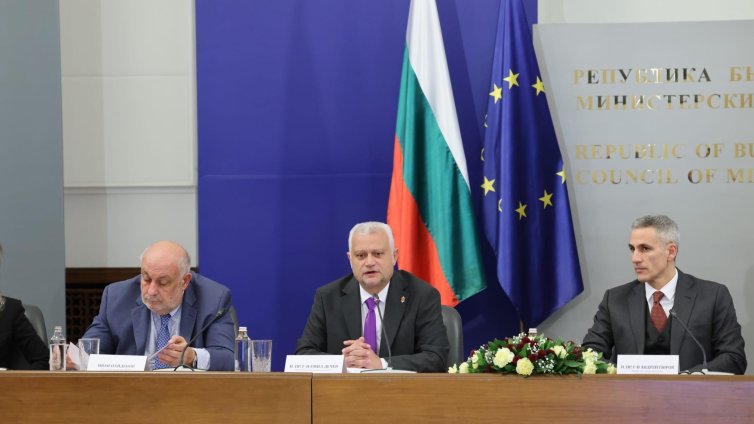 МВР с &ldquo;гореща линия&rdquo; за нарушения преди вота на 19 април