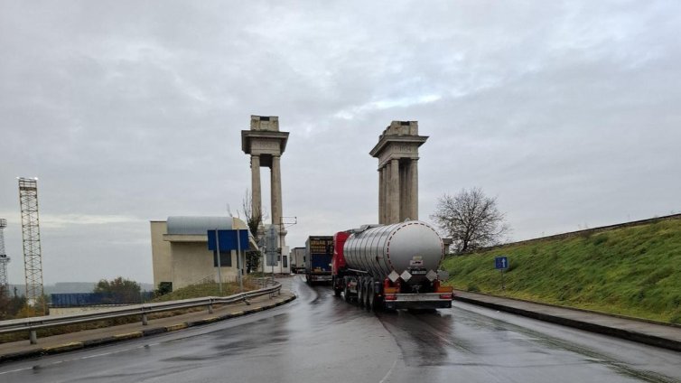 Основният ремонт на Дунав мост при Русе се възобновява от днес