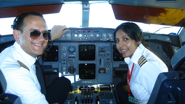 Пилотът Йордан Колев: Истинският полет за мен е писането