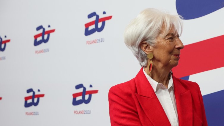 Лагард: Това не е обикновена година за еврозоната, посрещаме България! ВИДЕО