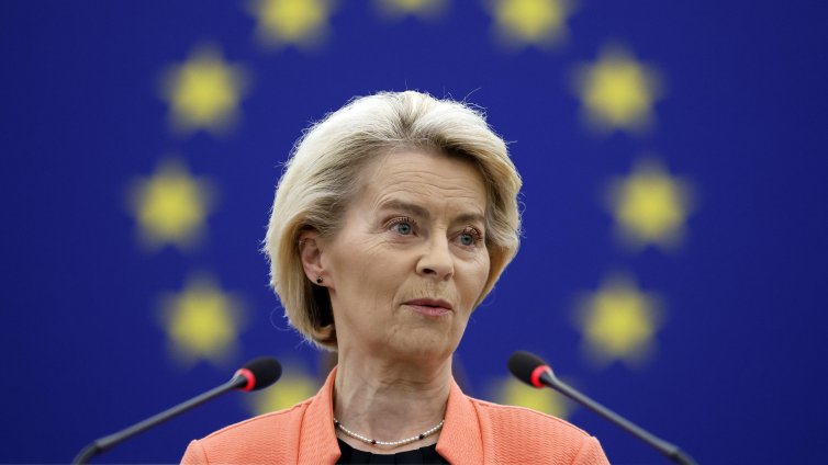 Обреченият вот срещу Урсула: Екстремистки партии, Русия, освирквания в ЕП
