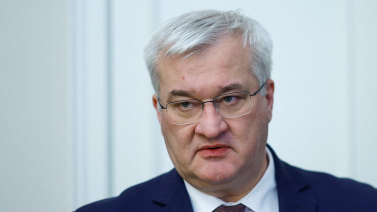 Сибига: Не може Унгария и Словакия да държат целия ЕС за заложник