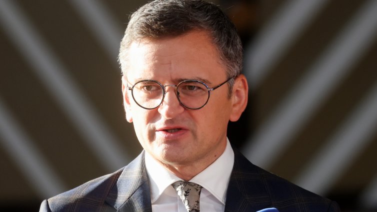 Кулеба благодари на Йотова за подкрепата към Украйна на сесията на ООН 
