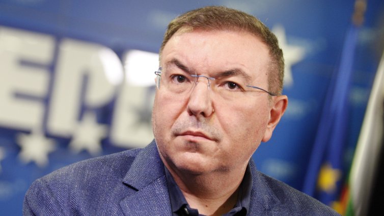 Костадин Ангелов: Този кабинет е лична отговорност на президента Йотова