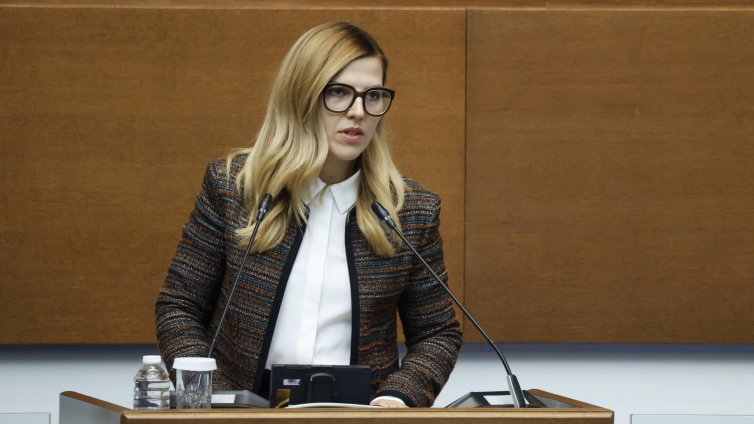 Петрова: България няма да предоговаря условията за членство на РСМ в ЕС