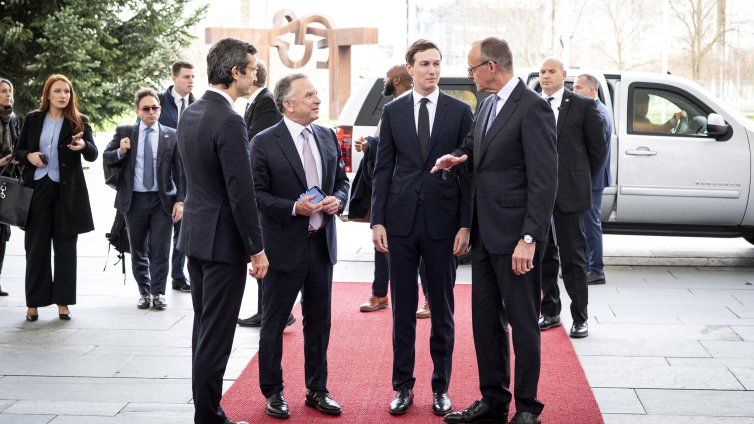 Уиткоф: САЩ и Украйна постигат "голям напредък&ldquo; на преговорите в Берлин